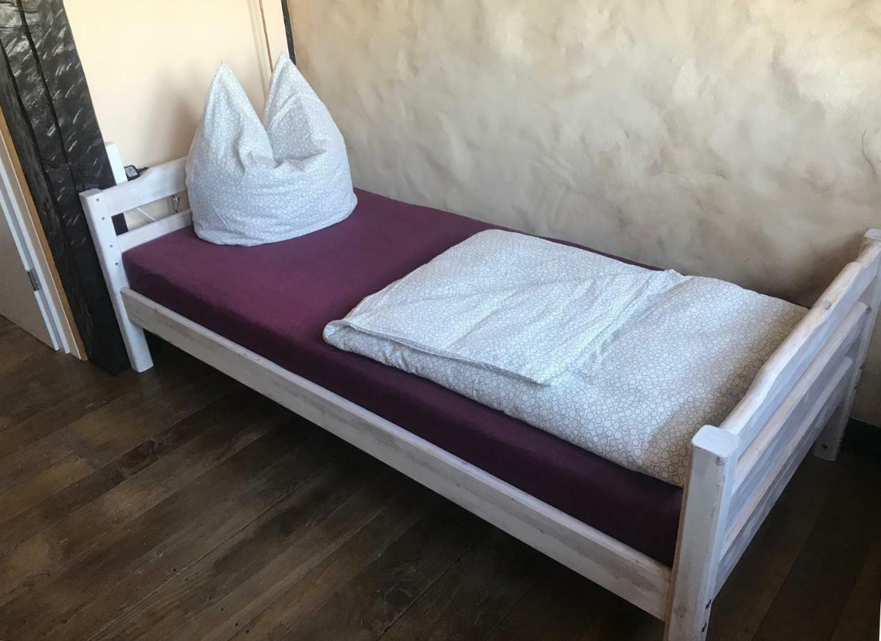 Ferienwohnung Wachstube Mit 3 Schlafraeumen Im Rittergut Leppersdorf Wachau Exterior foto